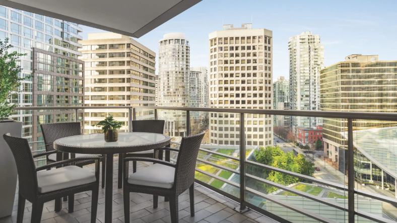 ONE BEDROOM DELUXE SUITE WITH BALCONY AND SOFA BED