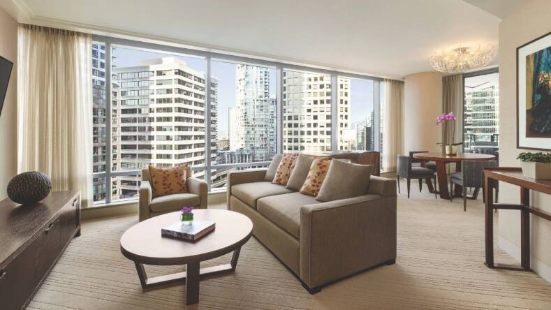 ONE BEDROOM PREMIUM SUITE WITH BALCONY