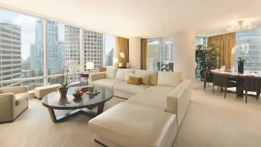 PENTHOUSE SUITE