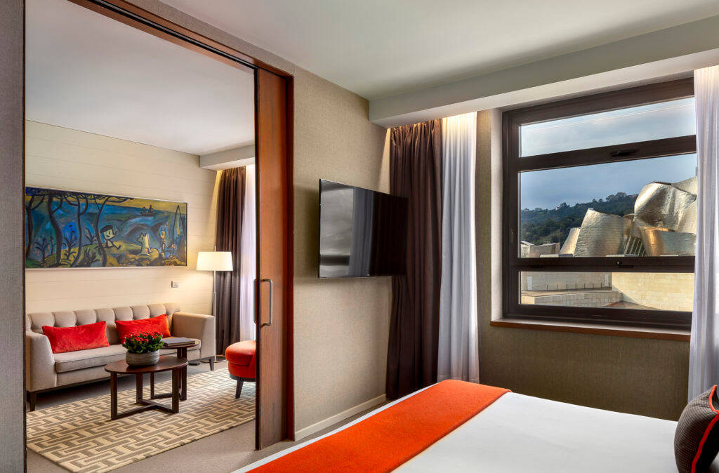 Deluxe Suite Guggenheim View