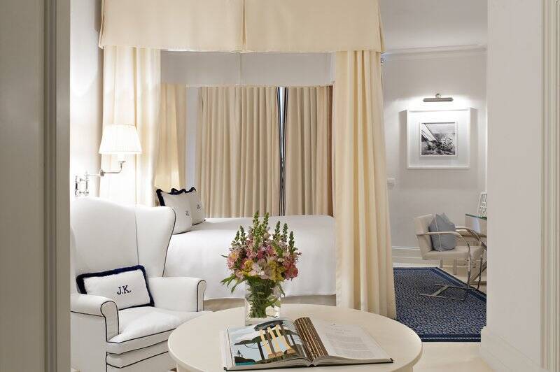 J.K. Studio Sea or Pool View