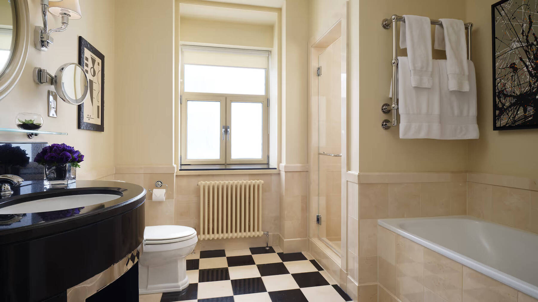 Luxury King Heritage Room