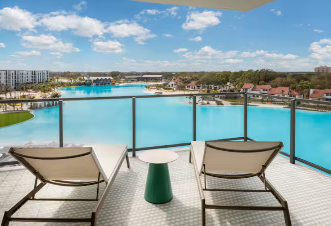 CONRAD TWO BEDROOM SUITE ONE KING TWO QUEEN BEDS LGN VIEW