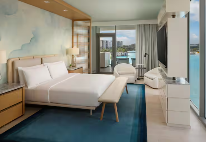 CONRAD THREE BEDROOM SUITE TWO KING TWO QUEEN BEDS