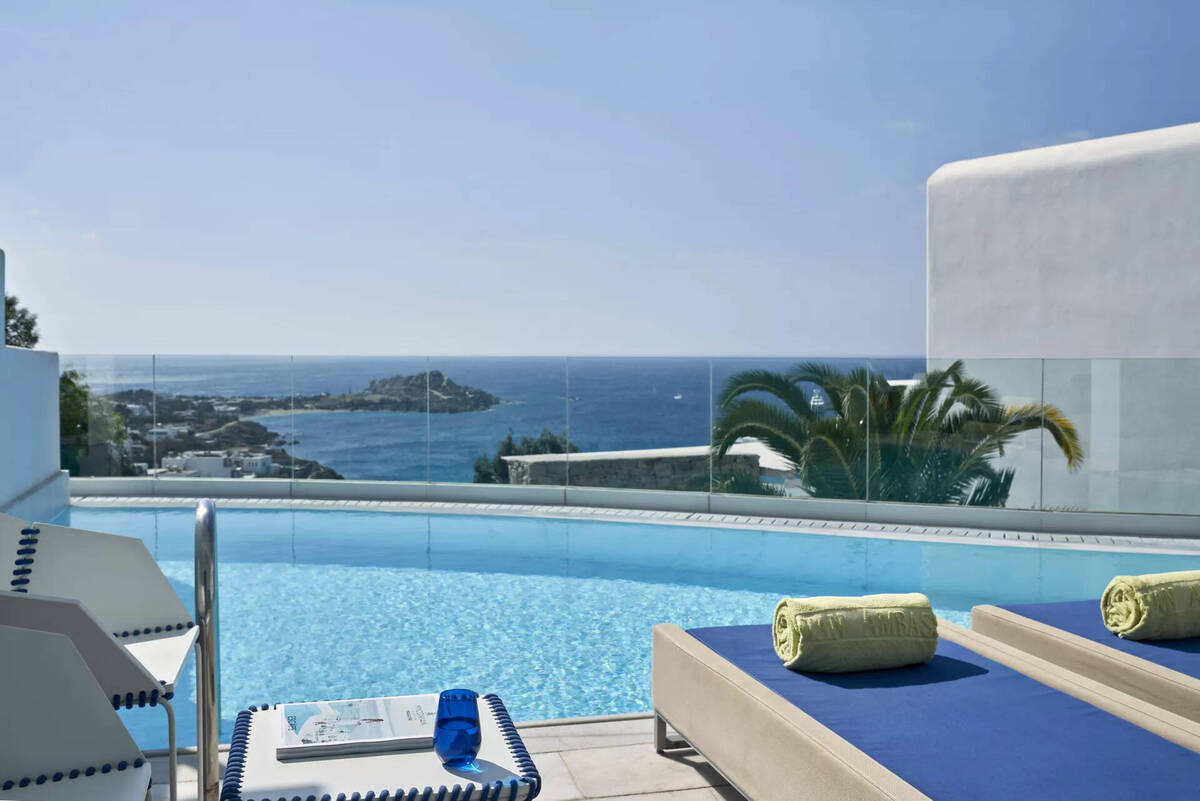 Thalassa Suite with Sharing Pool & Sea View