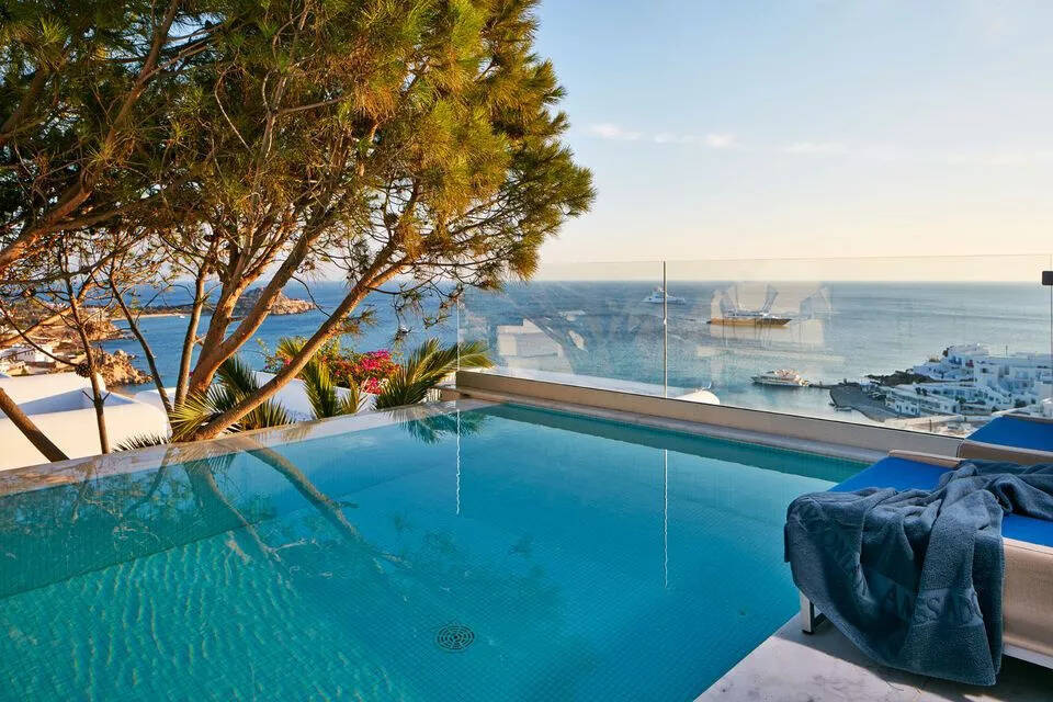 True Blue With Private Pool & Sea View 