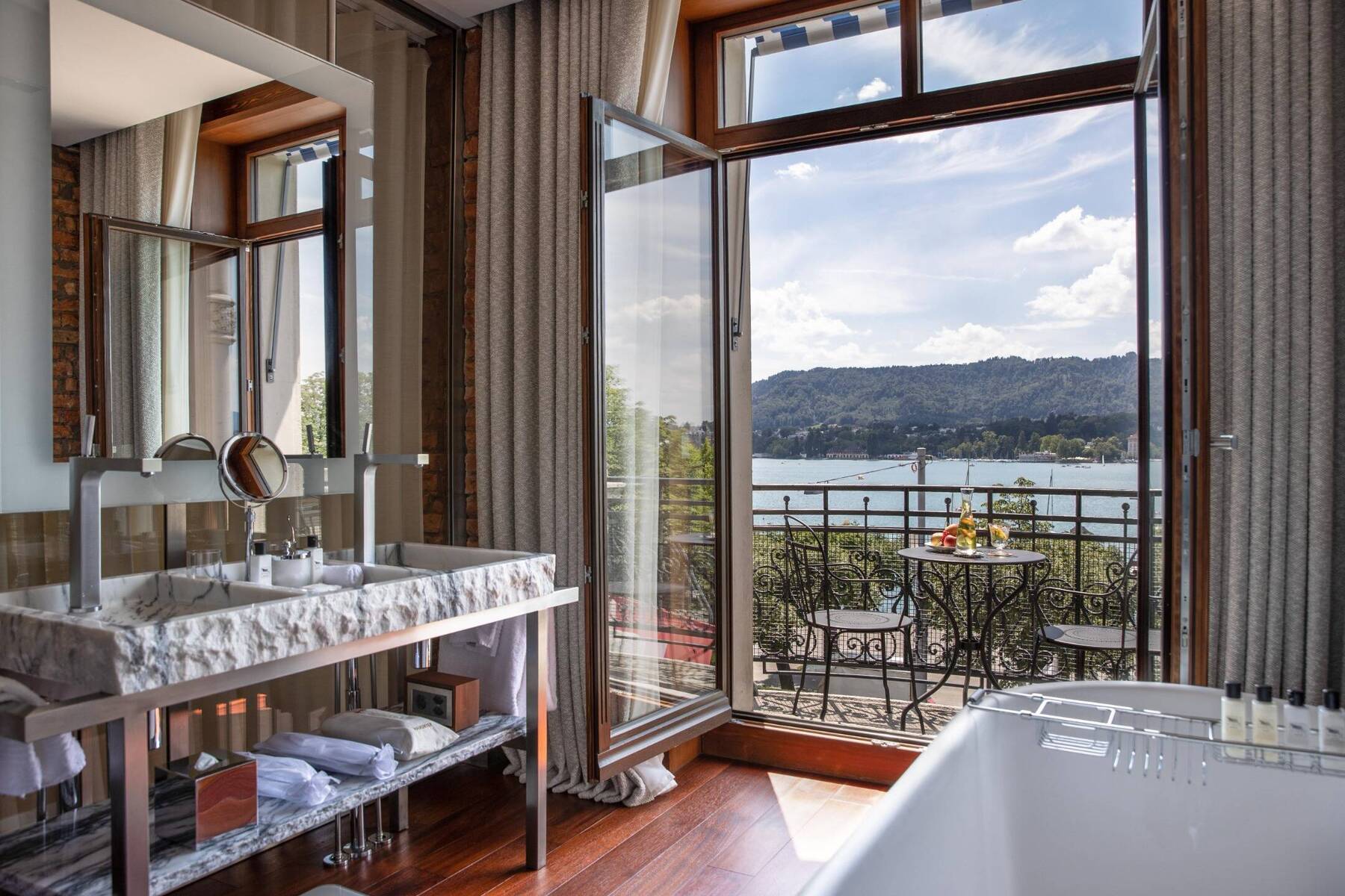 Prestige Balcony Room