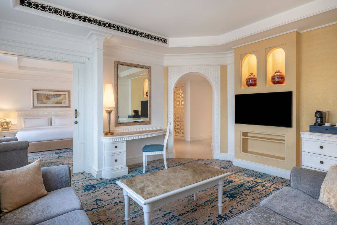 Club Suite, One Bedroom, High Floor