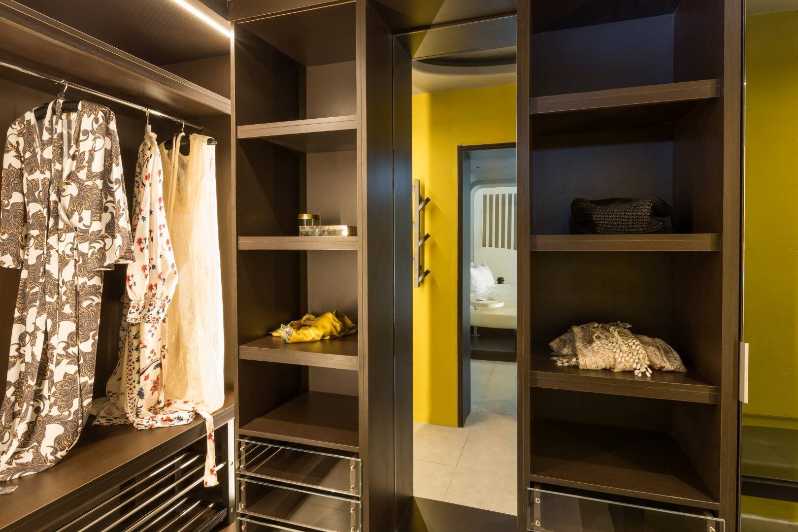 HIDEAWAY VILLA WITH INFINITY PRIVATE POOL