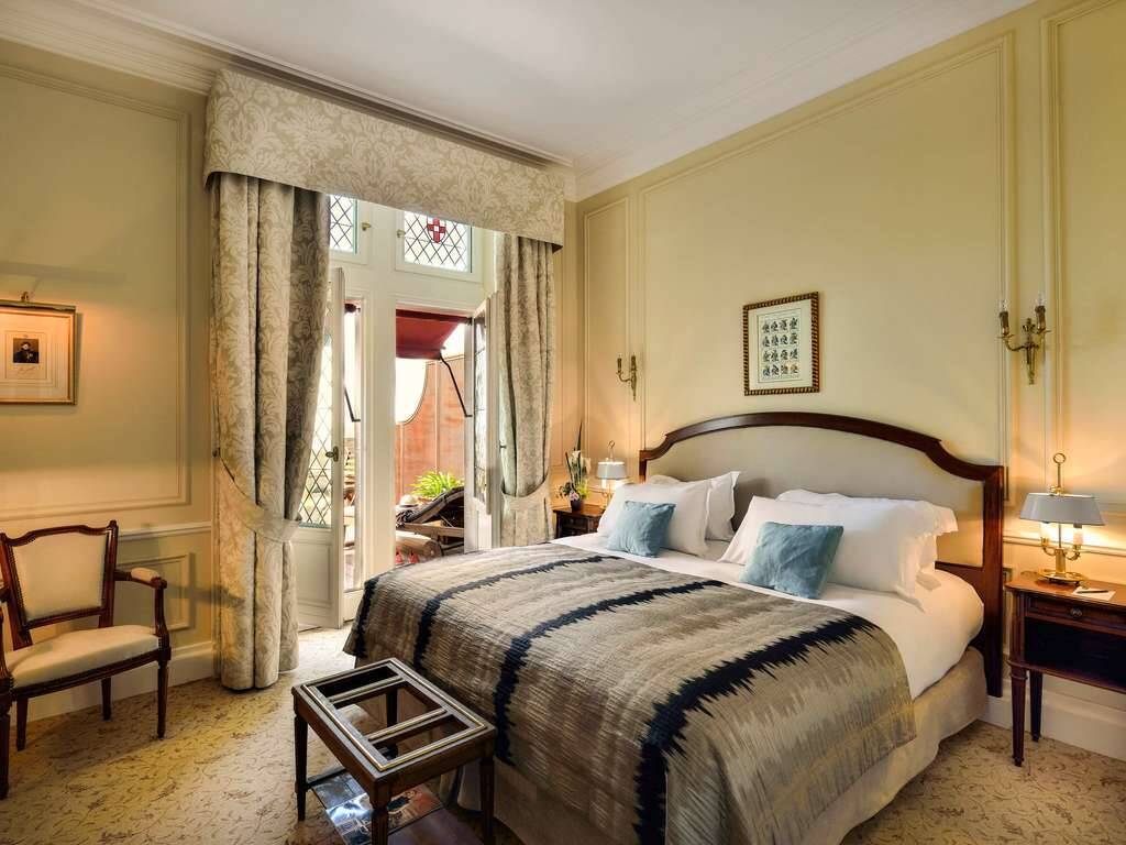 Superior Room, Terrace, Garden and City Walls View