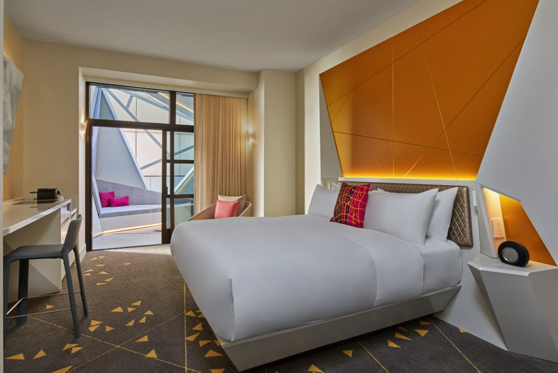 PREMIER TERRACE KING ROOM