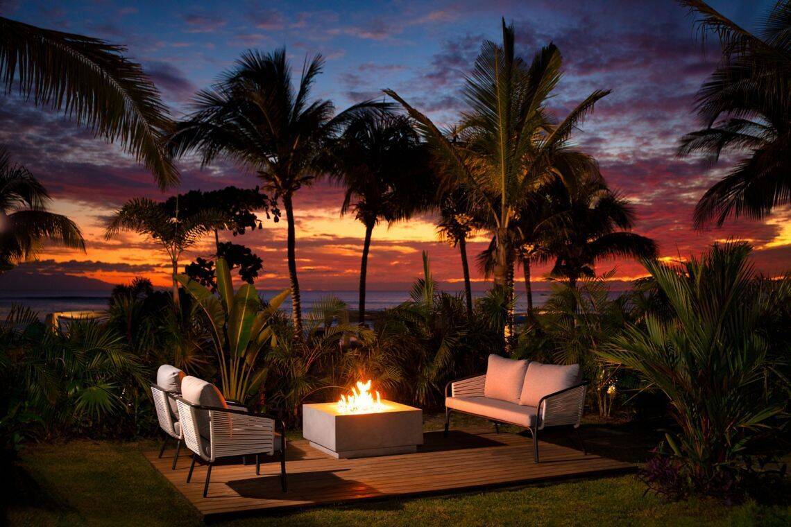 ESCAPE SUITE OCEANFRONT PLUNGE POOL