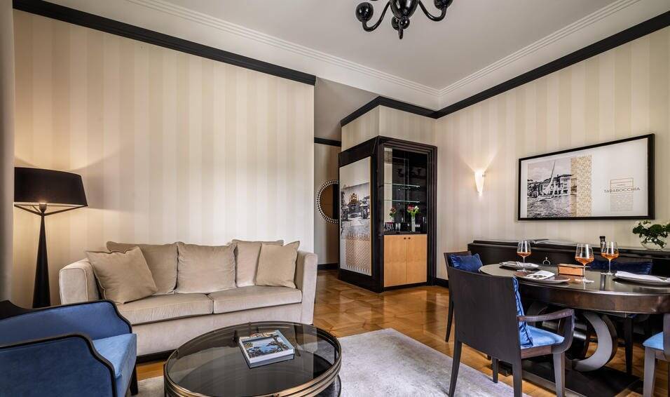 AUGUSTA SEA VIEW SUITE