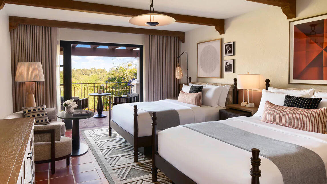 Pool View Guest Room Guest Room Two Queen Pool View Balcony