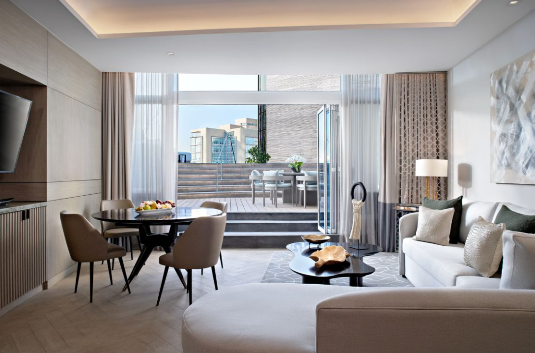 CAROL ASTOR SUITE
