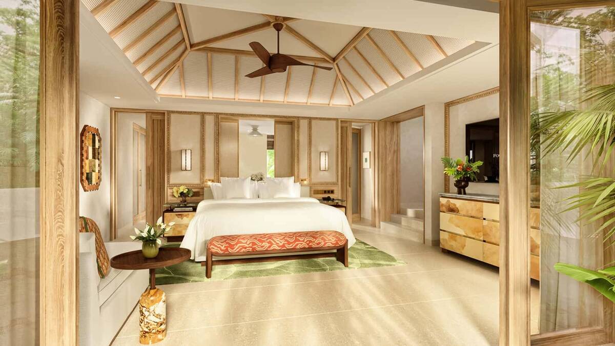 THREE BEDROOM RESIDENCE WITH POOL