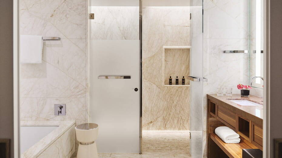 Courtyard King Suite