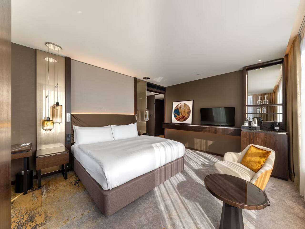 King Classic Separate Bath Walk In Shower