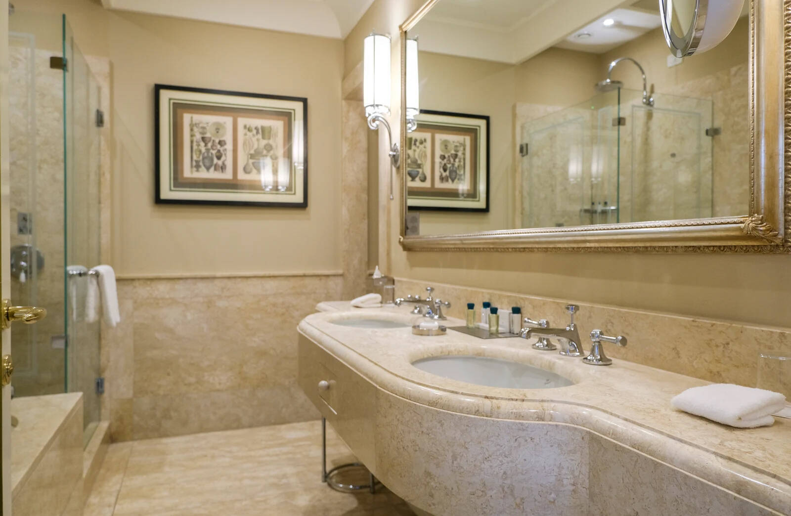 JUNIOR SUITE WITH LAGOON VIEW