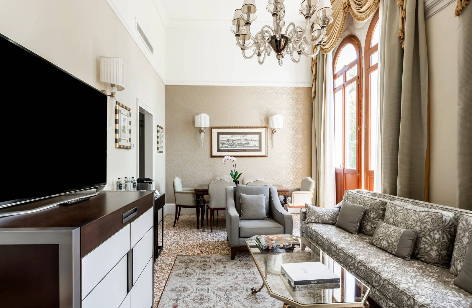 TIEPOLO ONE BEDROOM ROYAL SUITE