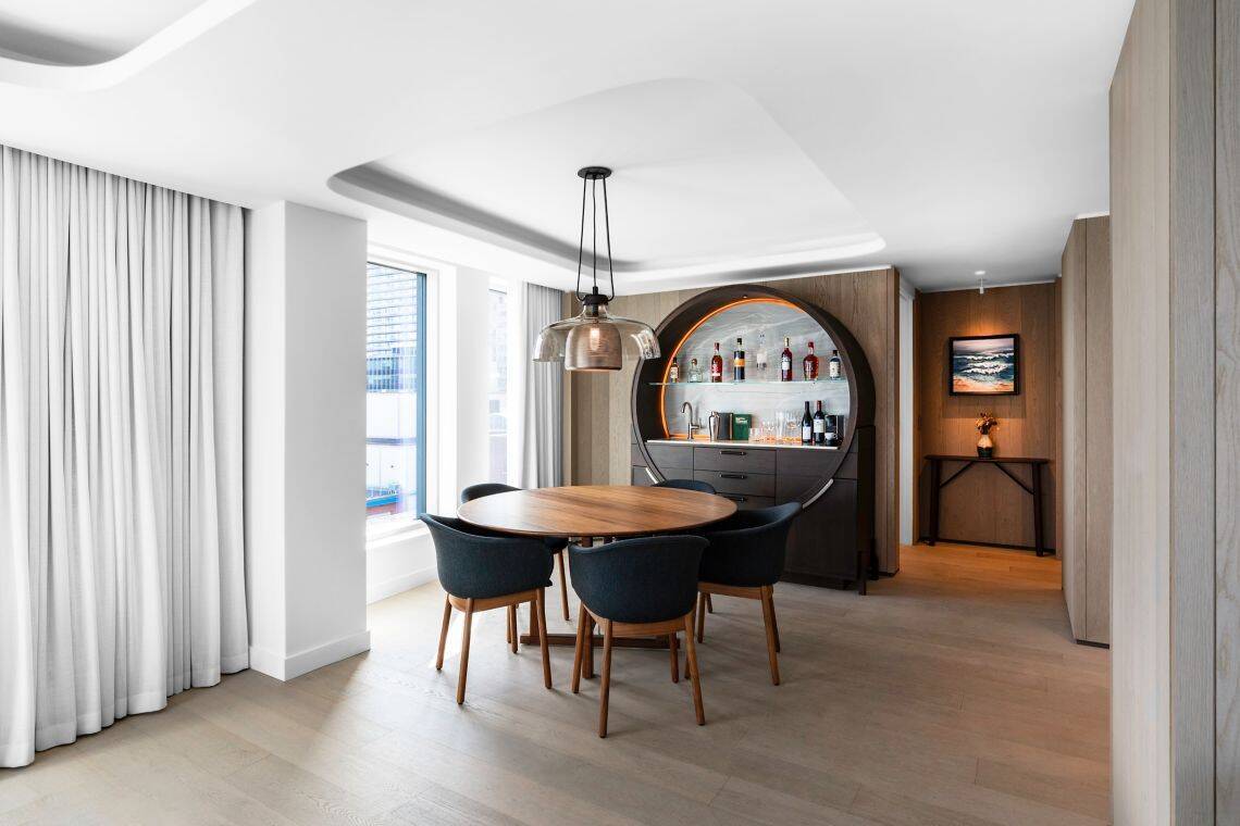 Executive Thrumcap Suite, Water View