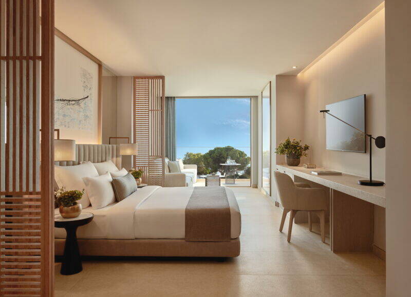 JUNIOR SUITE 