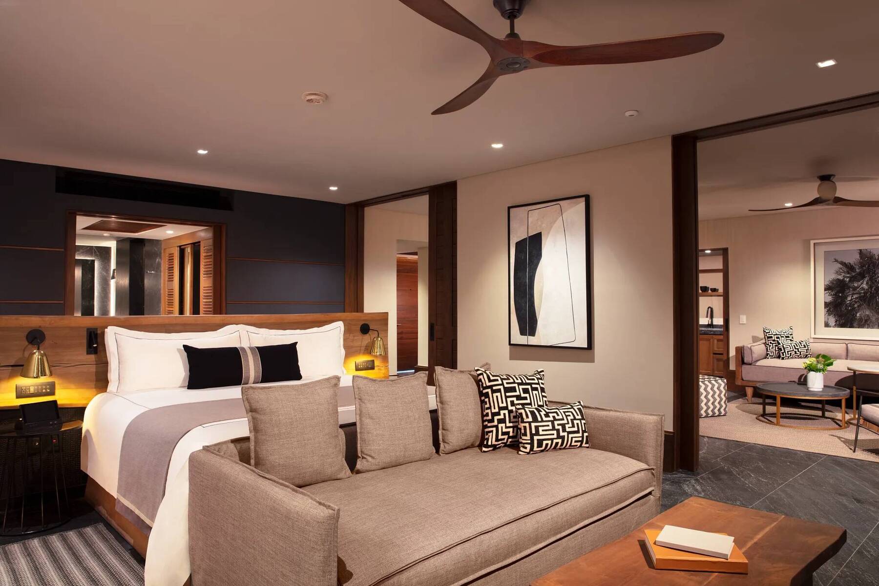 MASTER SUITE OCEAN VIEW