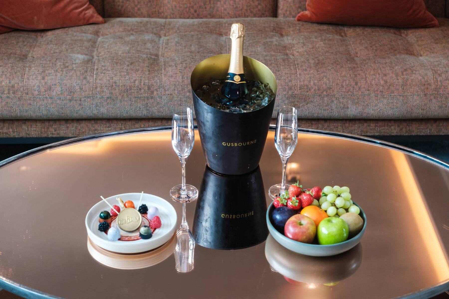 MAYFAIR SUITE