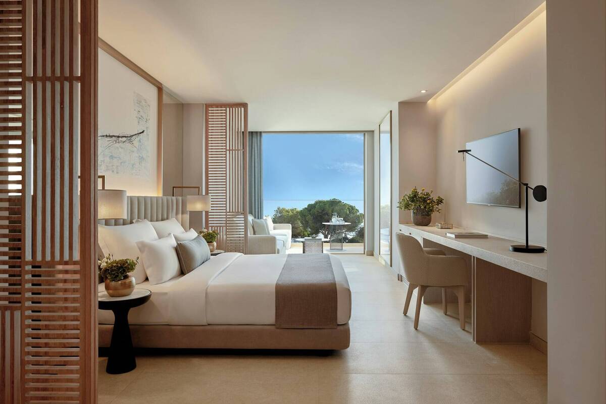 JUNIOR SUITE GARDEN VIEW 