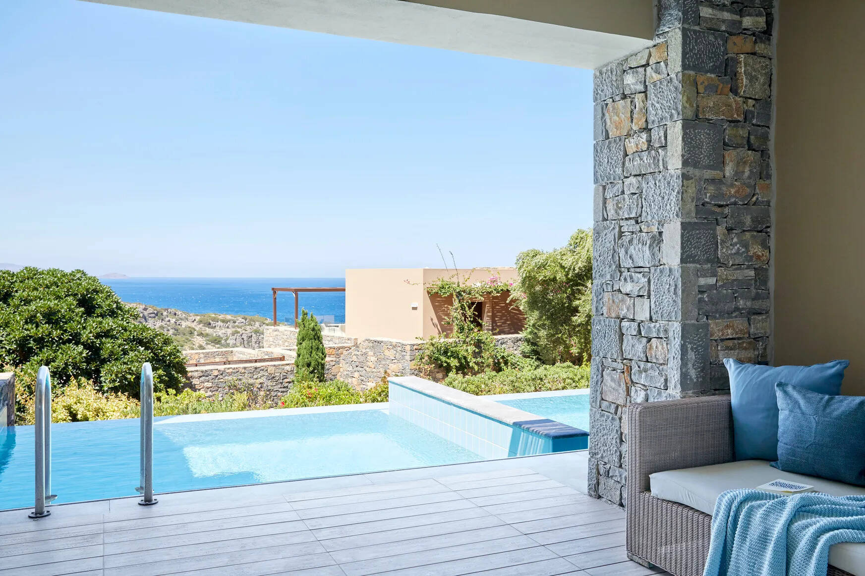  Junior Suite with Private Pool