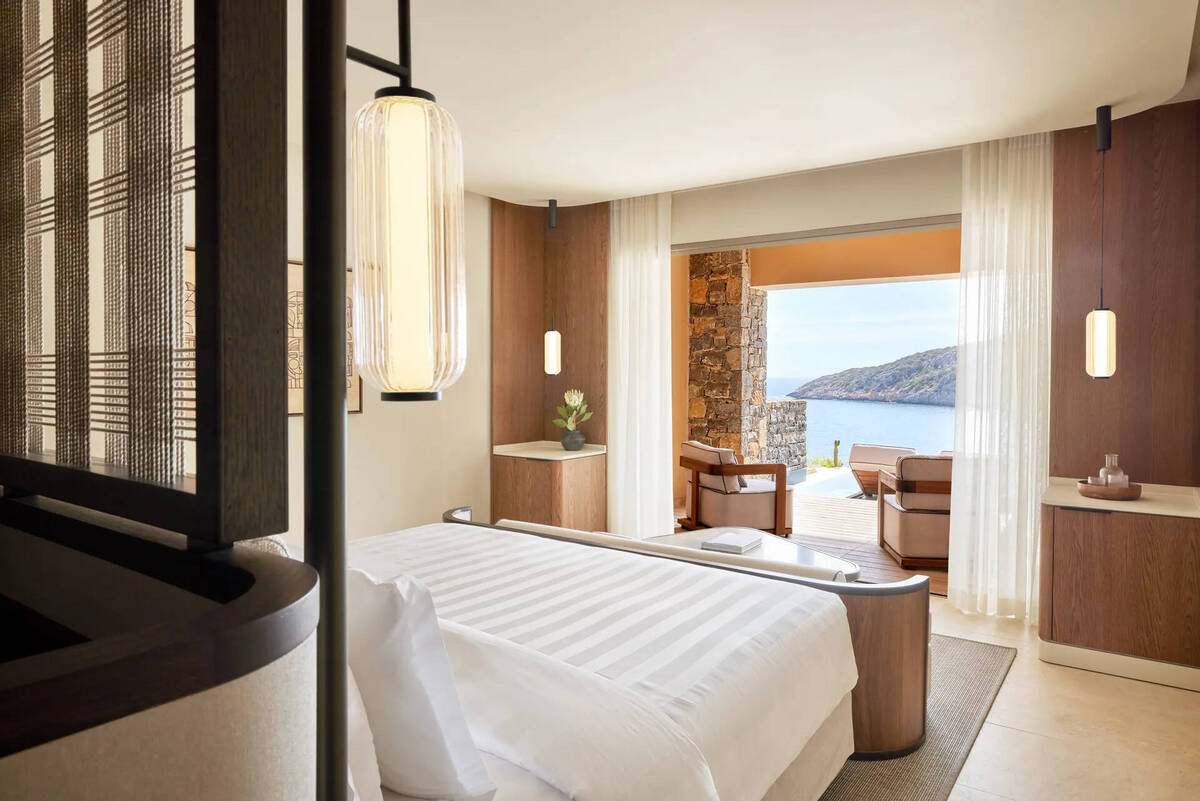The Collection Premium One Bedroom Suite Sea View with private pool