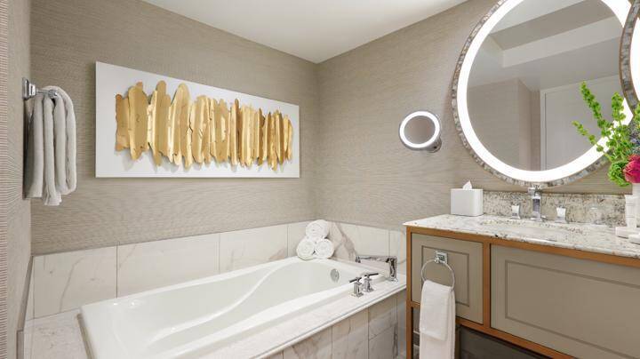 STRIP VIEW SPA TWO QUEEN ROOM