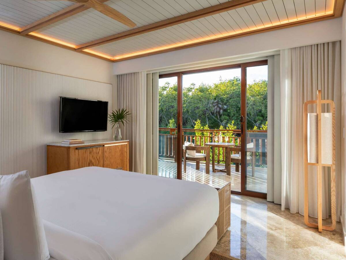 BEACH AREA CASITA KING