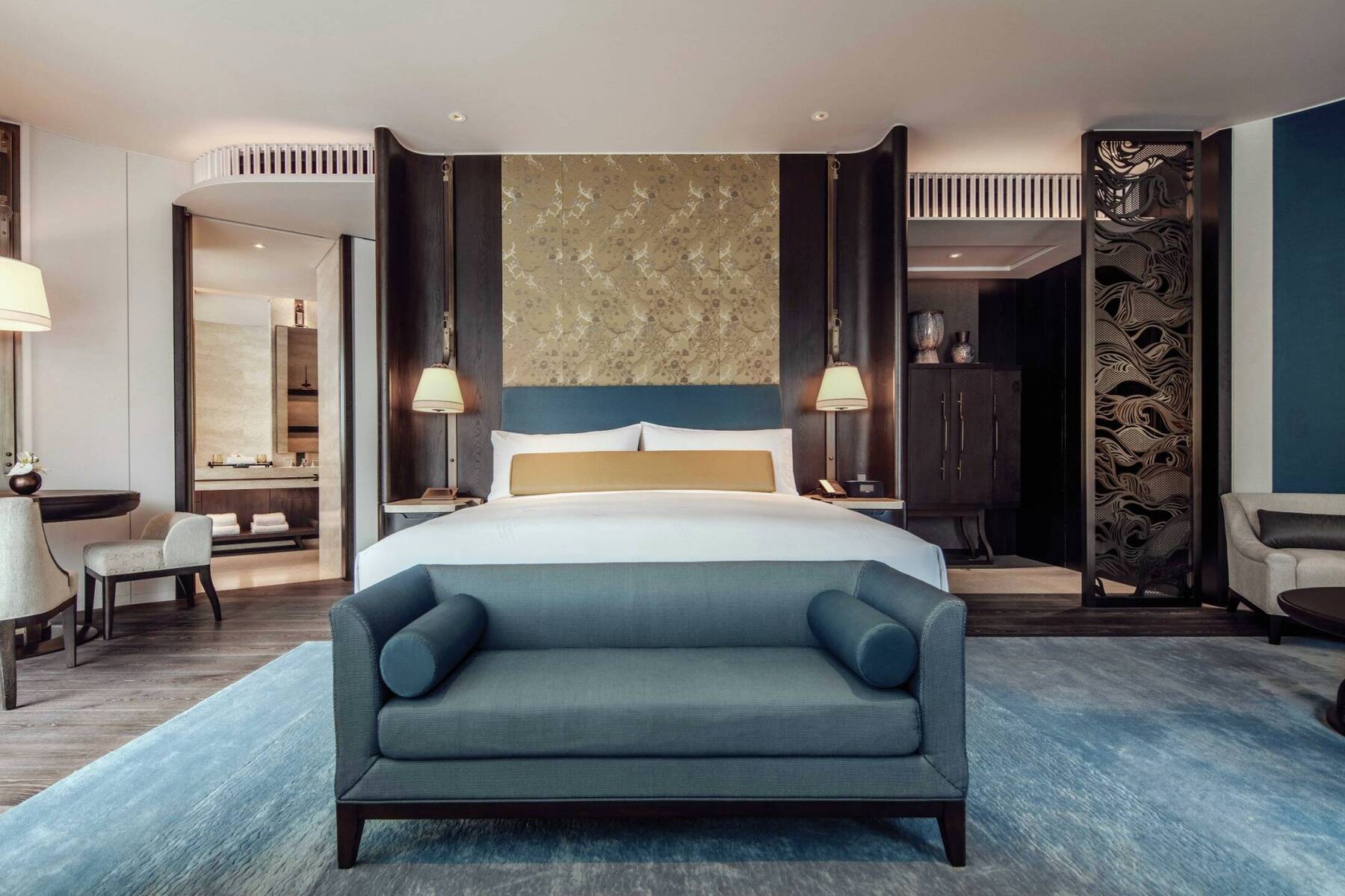 King Two Bedroom Family Suite