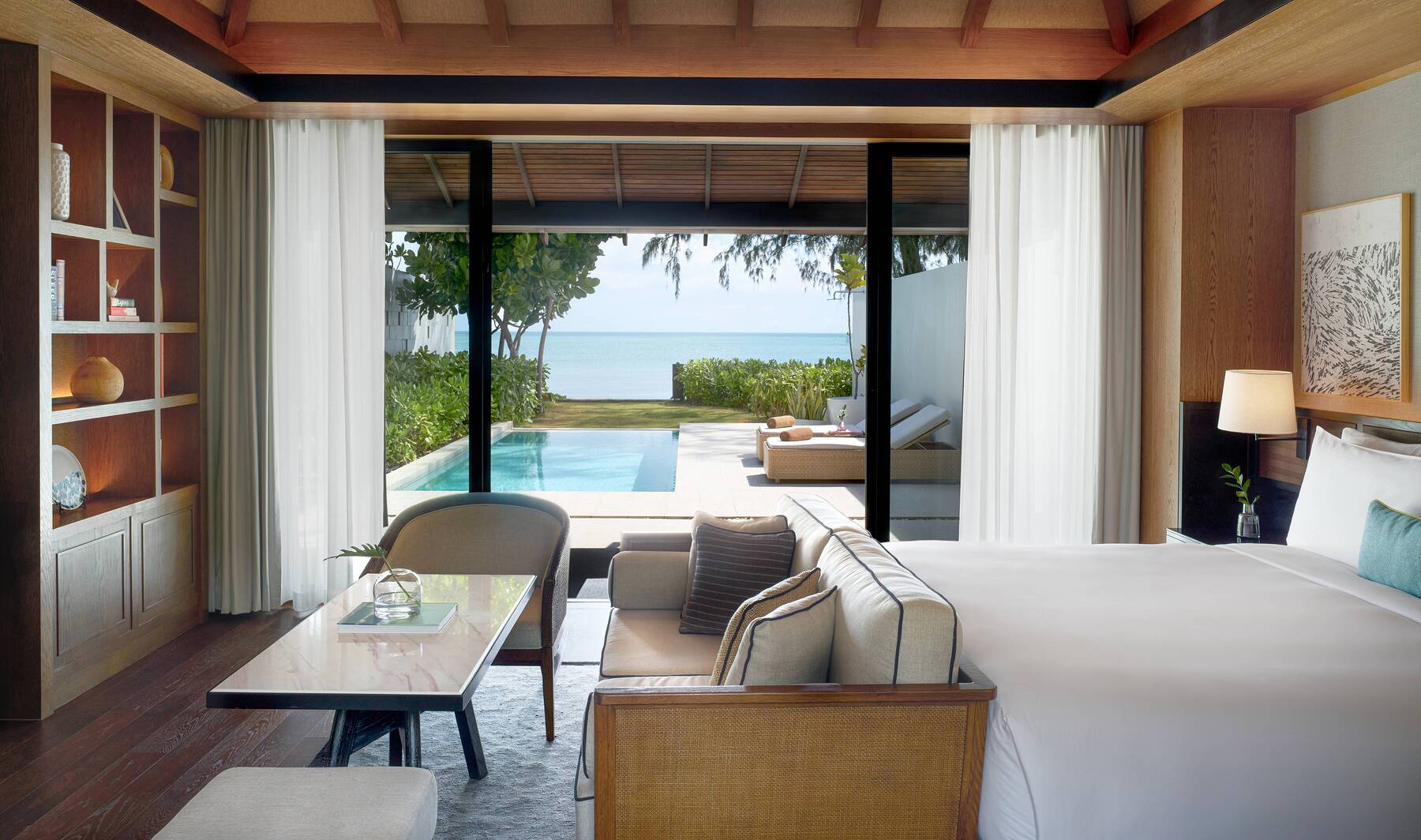One Bedroom Oceanfront Pool Villa
