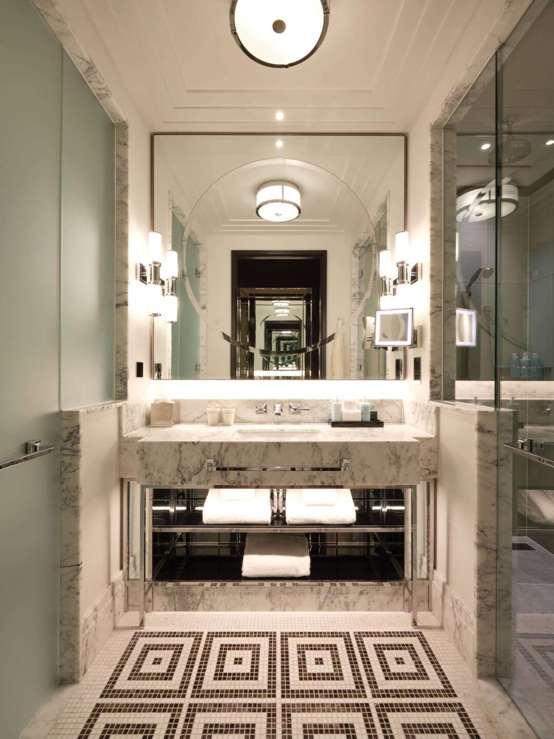 Superior Grand Room