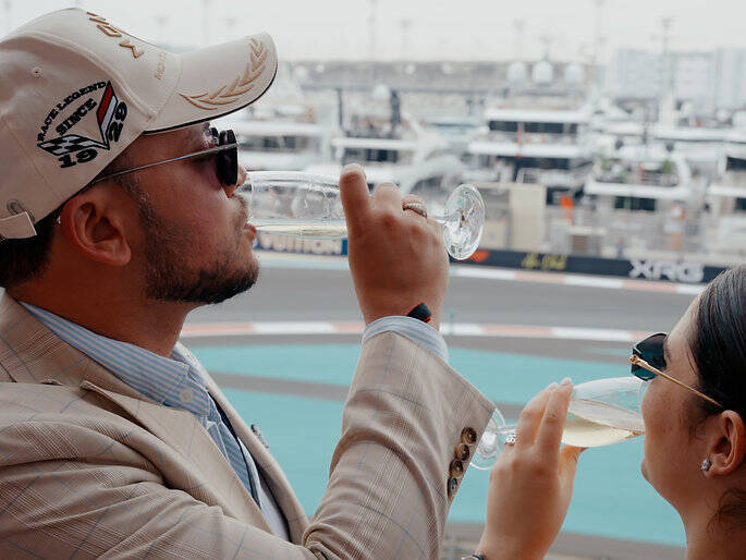 F1 Abu Dhabi GP: Sky Bridge Terrace