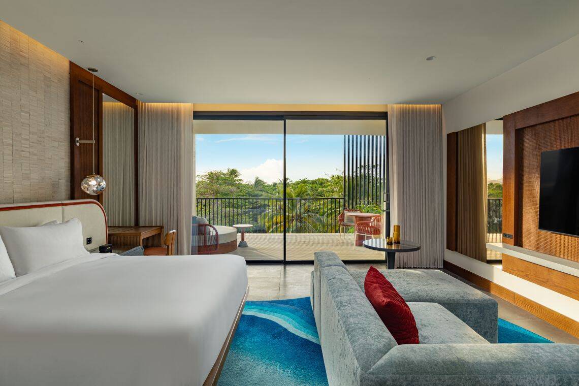 W KING SUITE, TROPICAL VIEW