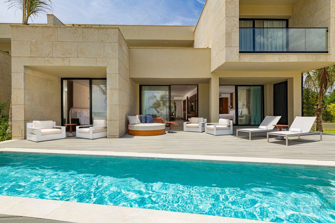 LARIMAR THREE BEDROOM PENTHOUSE SUITE, PRIVATE POOL