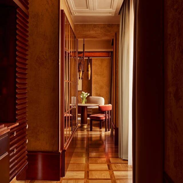 SUITE WITH TERRACE