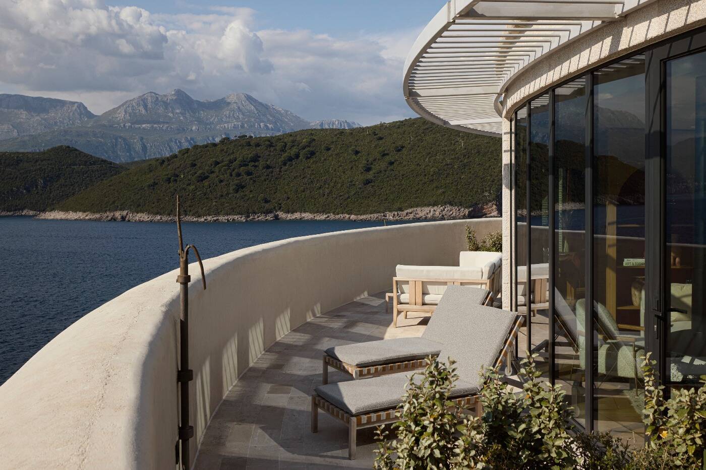 Panoramic Suite 