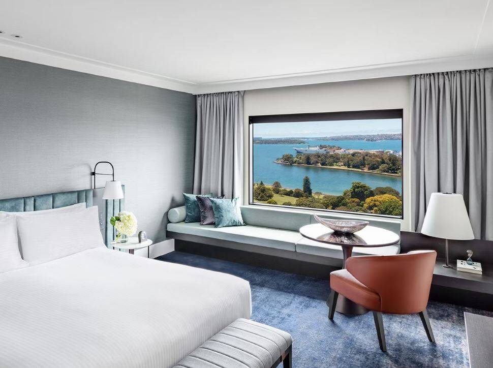 TWO QUEEN CLASSIC EAST HARBOUR VIEW