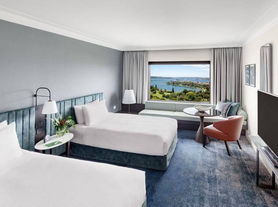 TWO QUEEN CLASSIC EAST HARBOUR VIEW