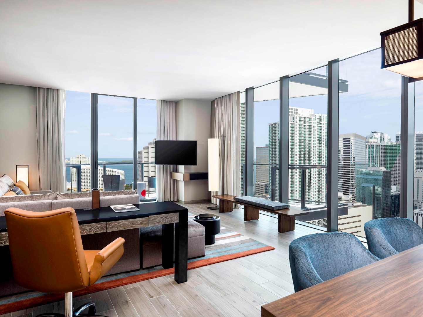 THREE BEDROOM RESIDENCE SUITE BAY VIEW