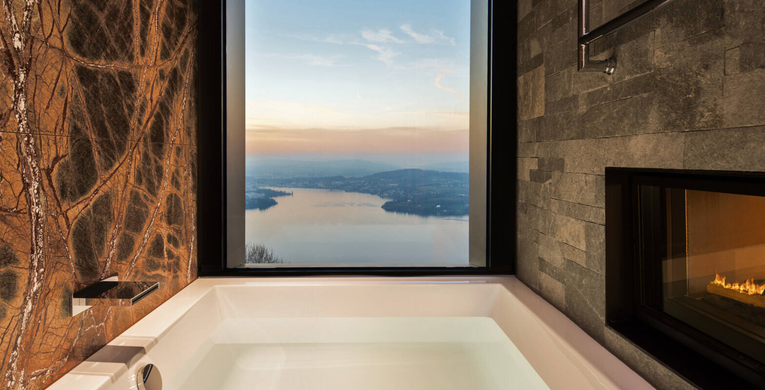 Contemporary Lake View Spa Suite