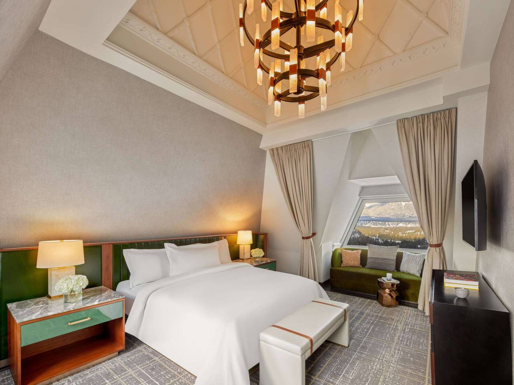 Crown Two Bedroom Suite 