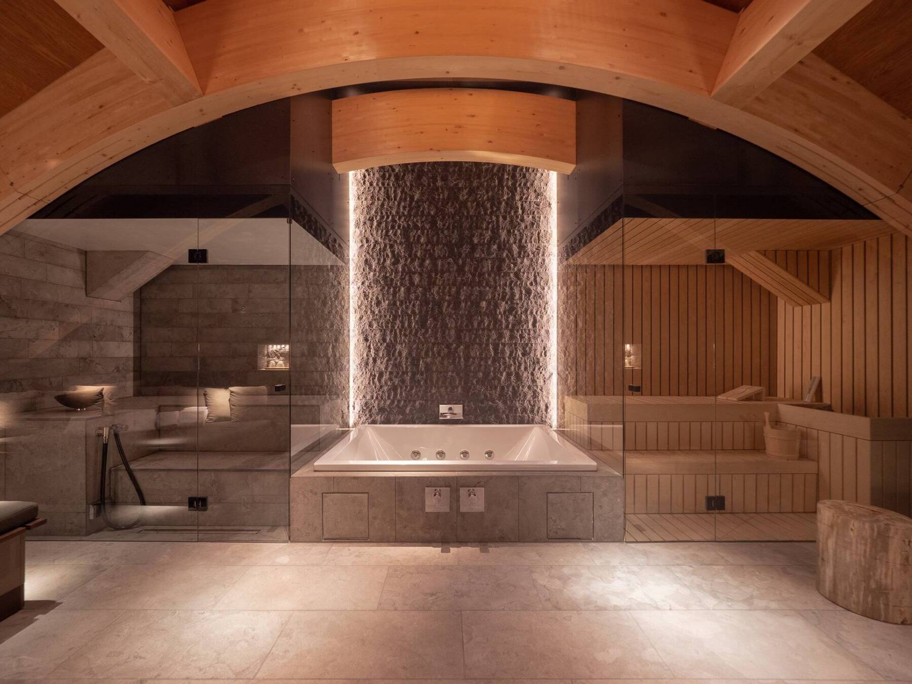 SIGNATURE SUITES: Furka 3-Bedroom Signature Suite