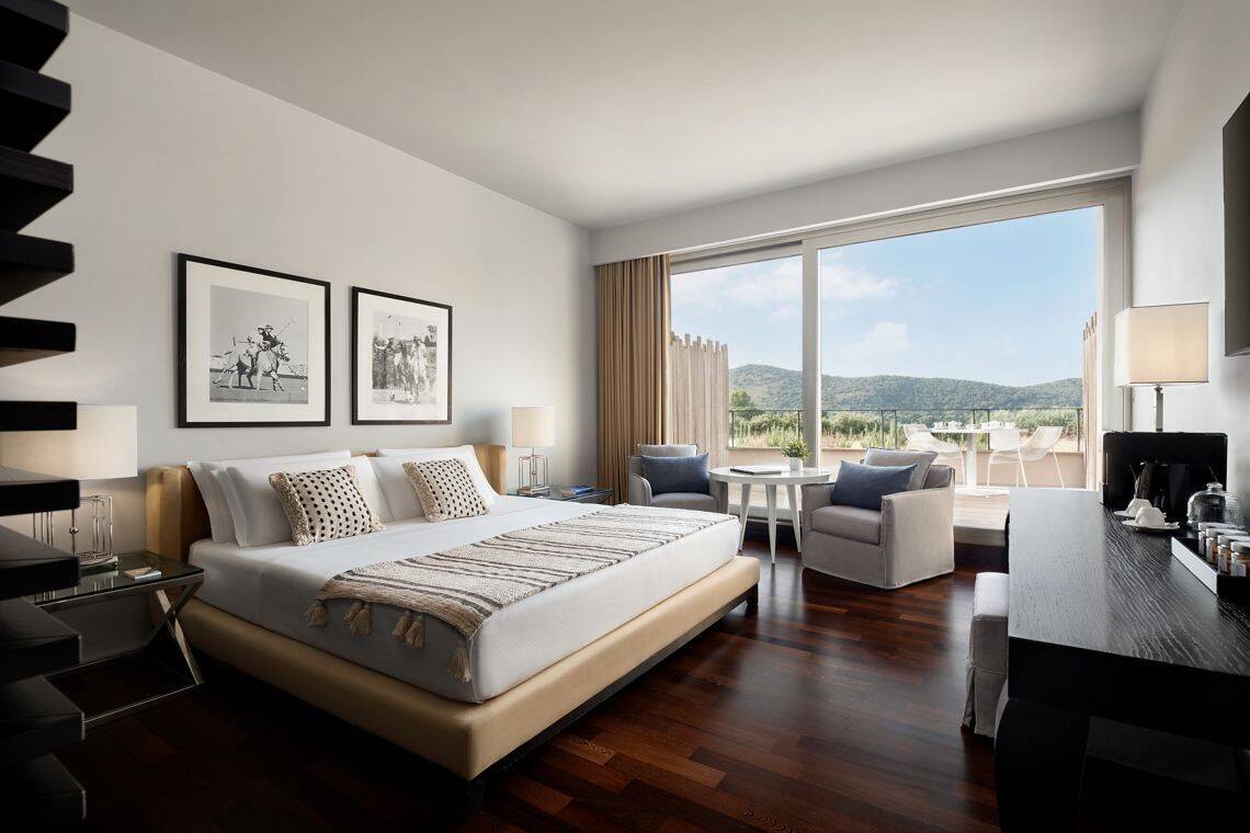 Classic Smaller Suite 