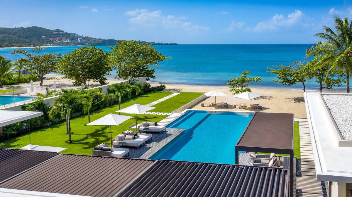 Beachfront Four Bedroom Villa