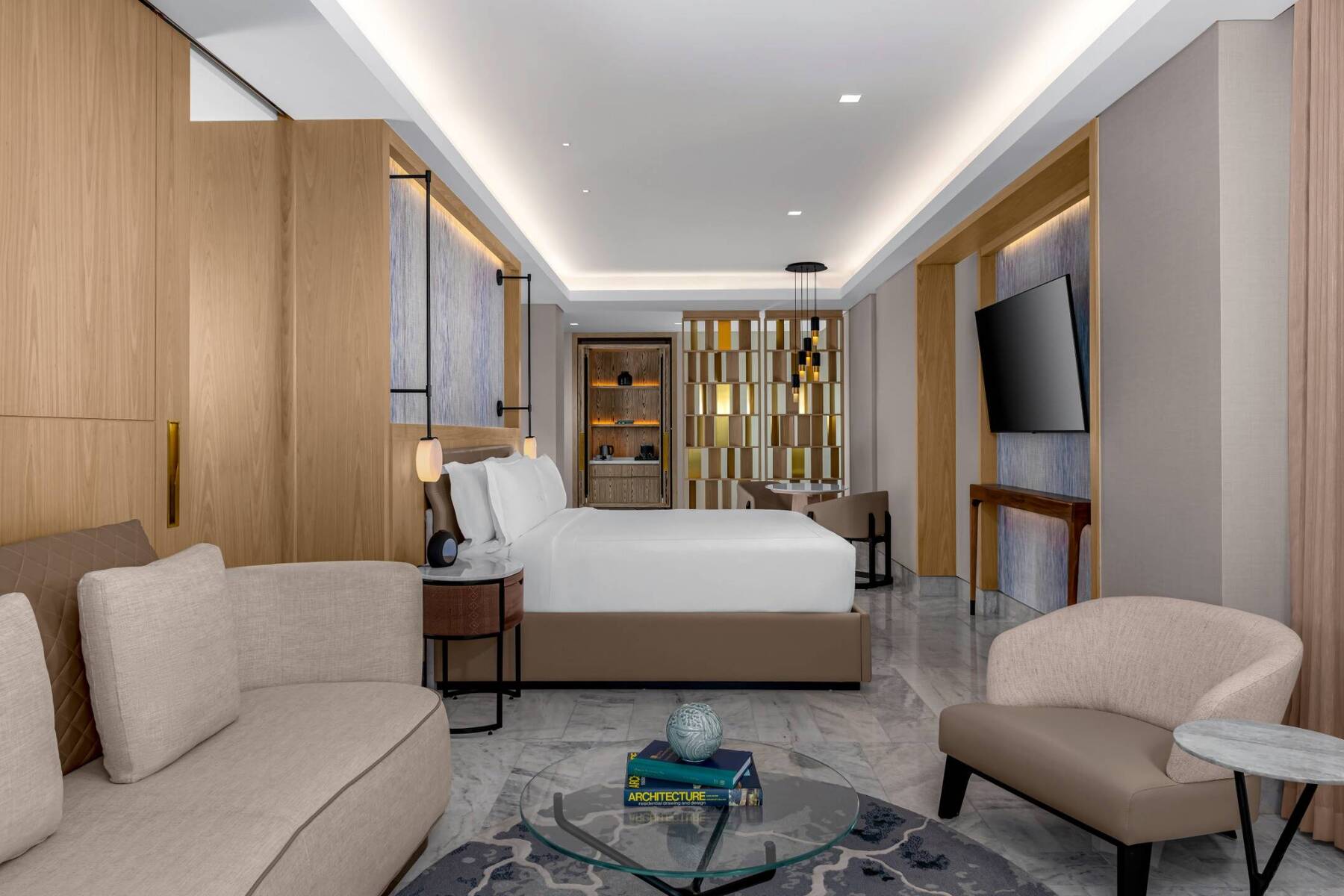 OCEAN FRONT MASTER CORNER SUITE WITH KING